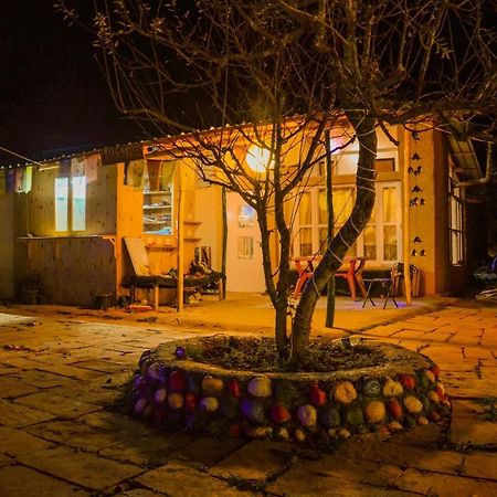 Himtrek RiverSide Camps&Hostel Manali Buitenkant foto