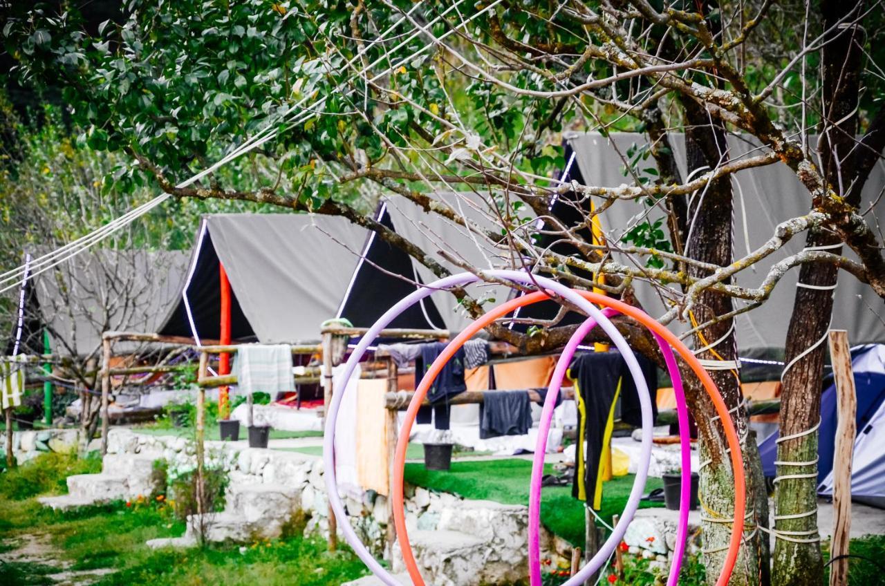 Himtrek RiverSide Camps&Hostel Manali Buitenkant foto